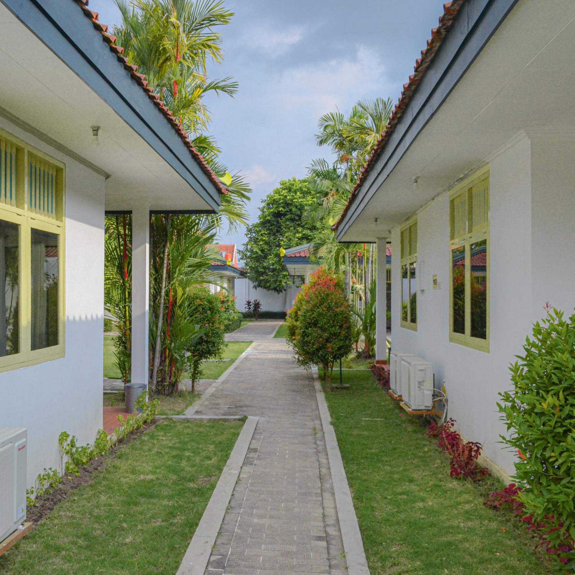 Royal Brongto Hotel Yogyakarta Eksteriør bilde