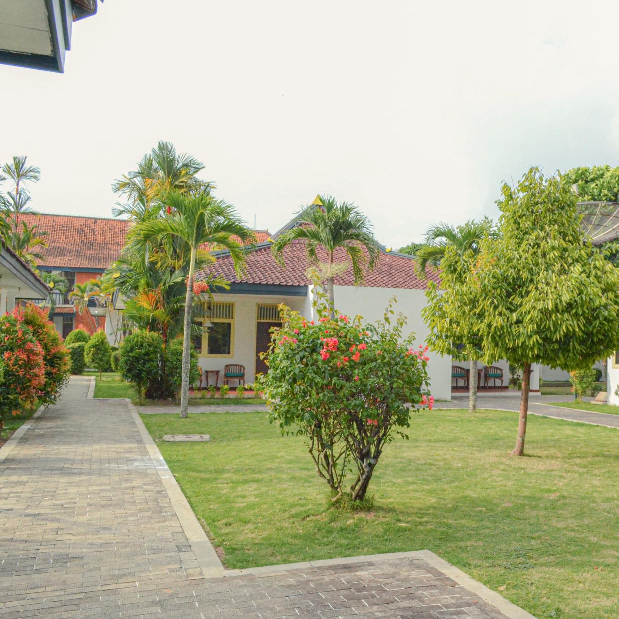 Royal Brongto Hotel Yogyakarta Eksteriør bilde
