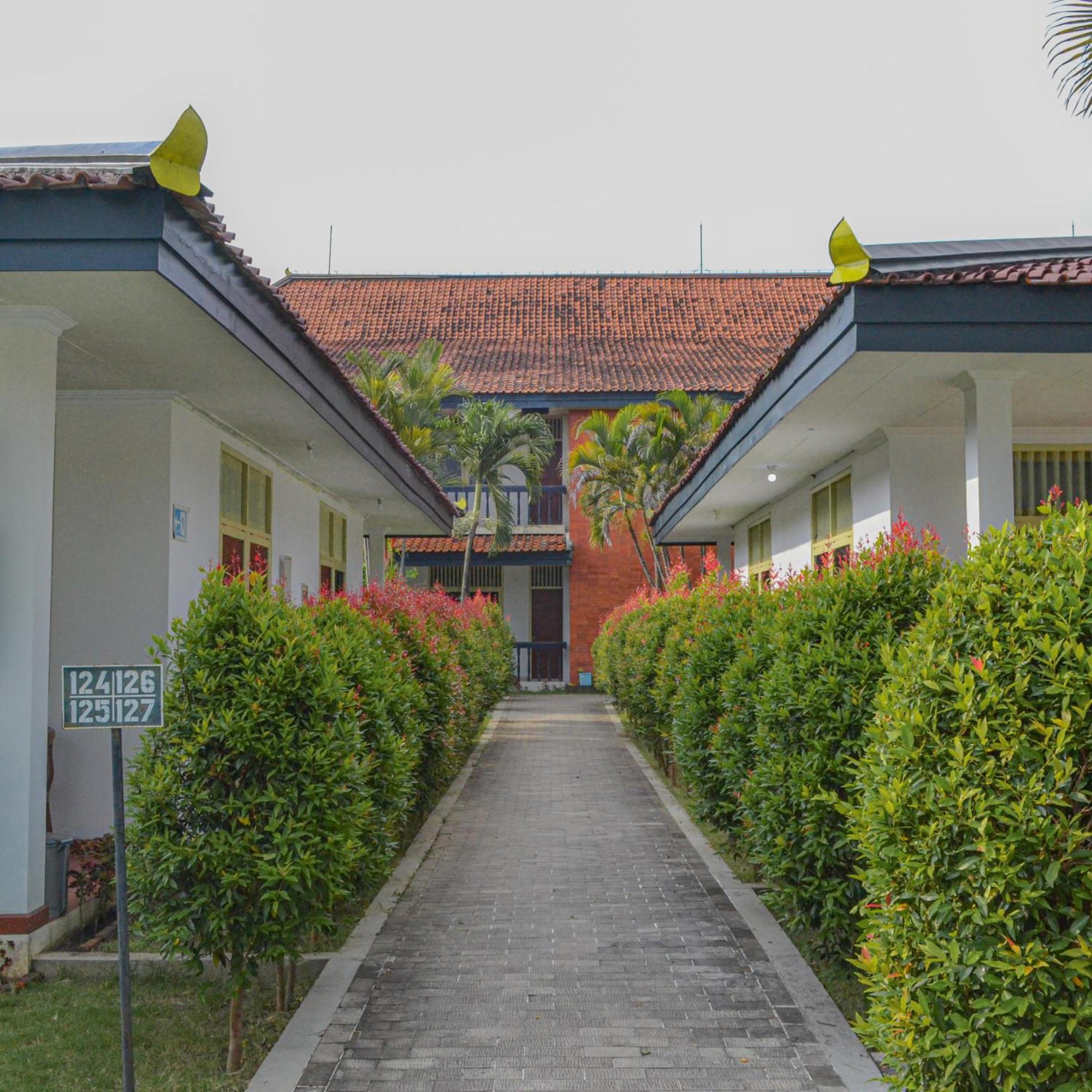 Royal Brongto Hotel Yogyakarta Eksteriør bilde